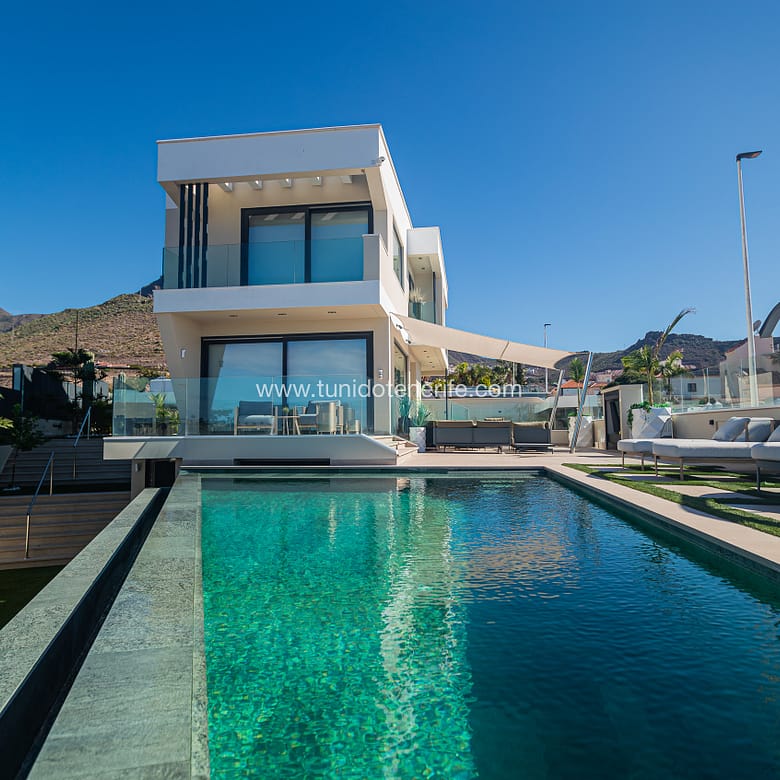 Villa à vendre à Tenerife South, Madroñal de Fañabe