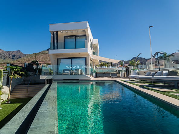 Villa en Venta en Tenerife Sur, Madroñal de Fañabe